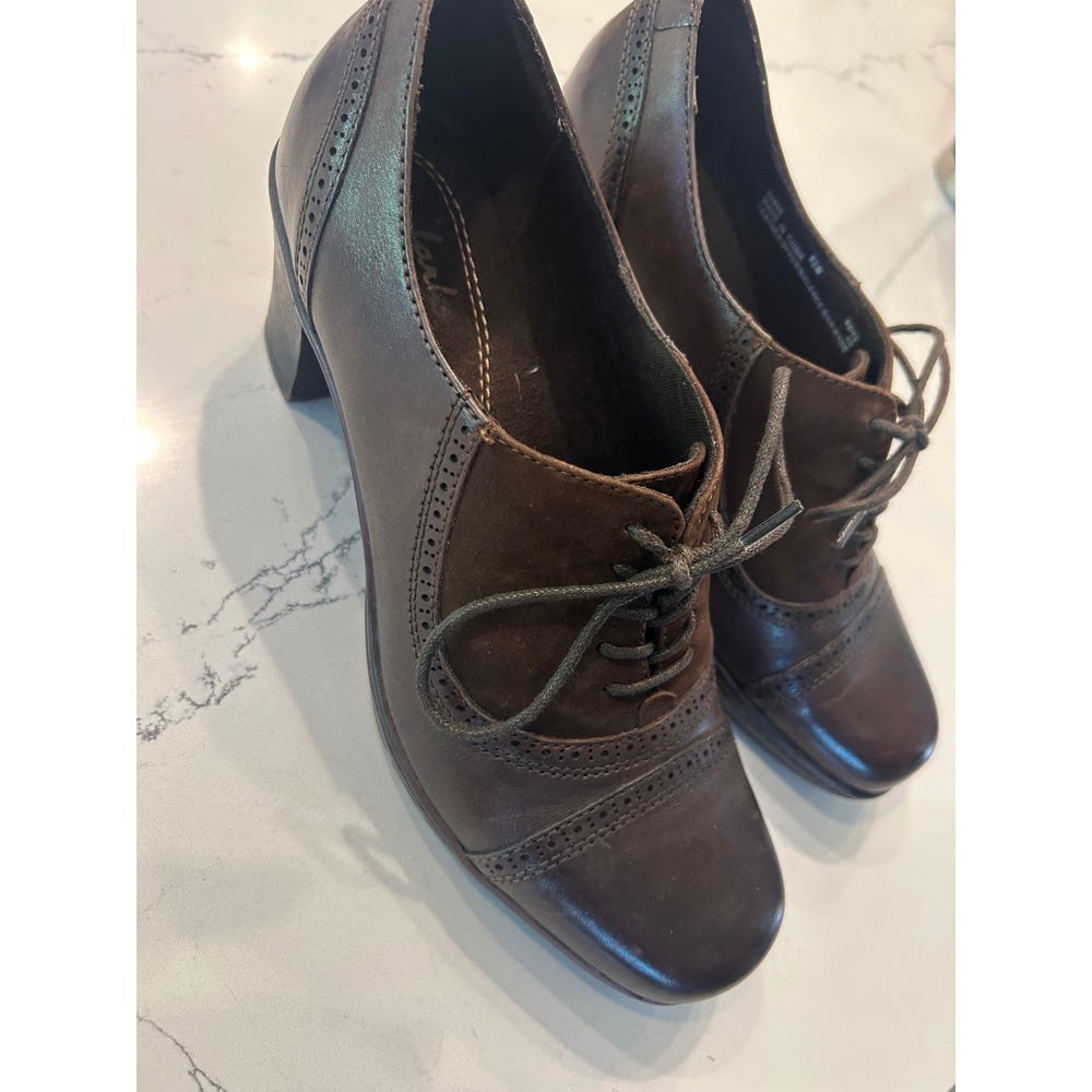Clarks Oxford Heels Brown Leather Brogue Lace Up Ndabl Block Heel Pumps 8.5M